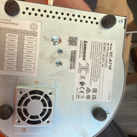 Lumens 4k PTZ Video Camera - Picture 4 of 4